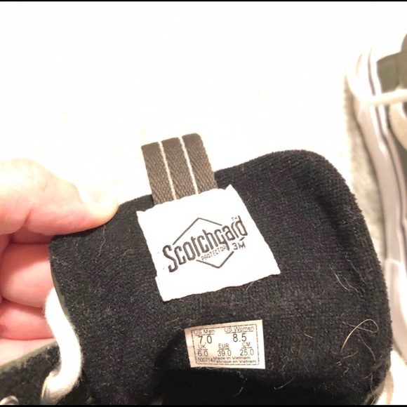 Dark green Vans scotchguard shoes - Picture 4 of 6